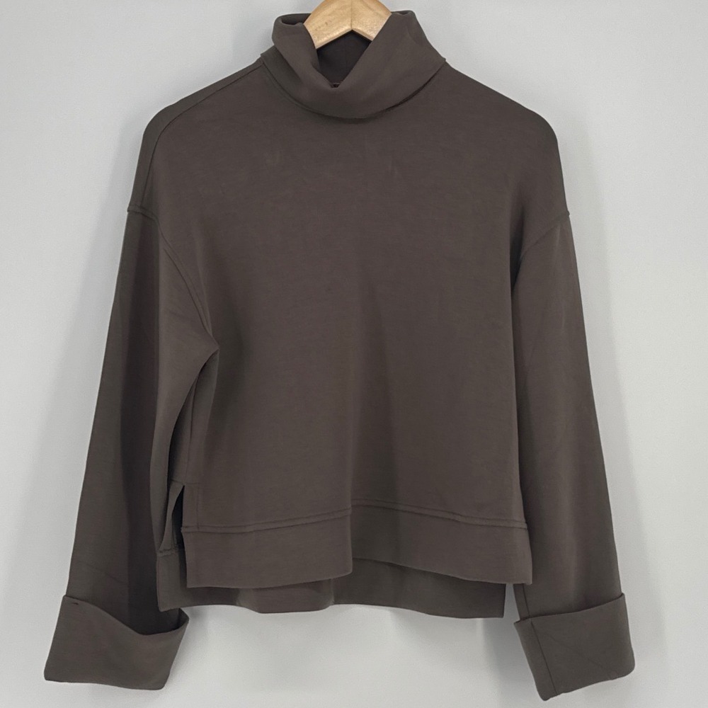 Spanx AirEssentials Womens Turtleneck Pullover Size Medium Brown Mock Neck Top